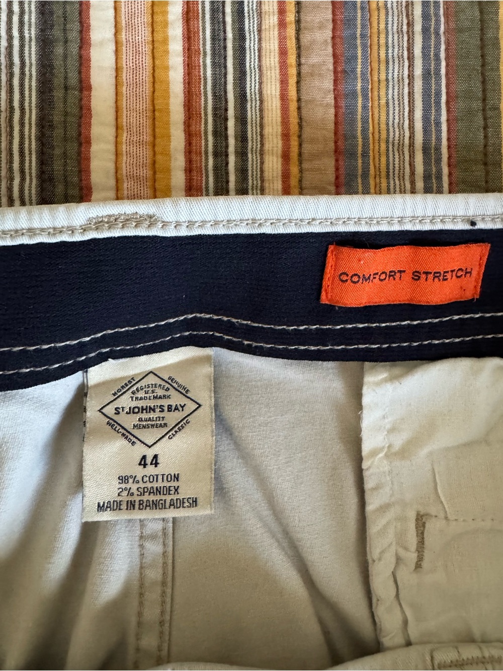 St. John's Bay 9" Flat Front Comfort Stretch Chino Shorts Men's 44W stone khaki - Picture 2 of 14